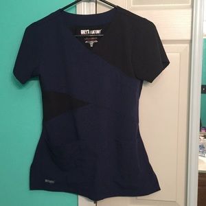 Grey’s Anatomy Signature scrub top. Size XS. ❤️